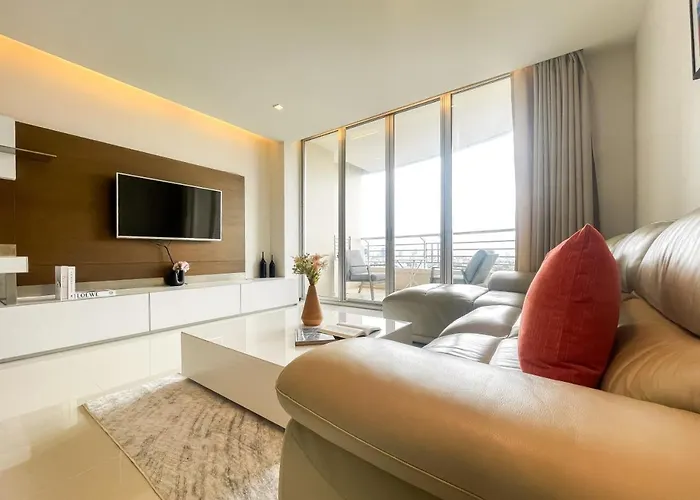 Apartment Spacious 118 Sqm Fast Wifi Bts Chong Nonsi Bangkok