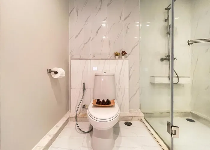 Spacious 118 Sqm Fast Wifi Bts Chong Nonsi Bangkok