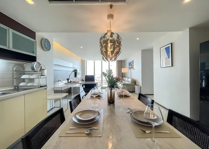Spacious 118 Sqm Fast Wifi Bts Chong Nonsi * Bangkok